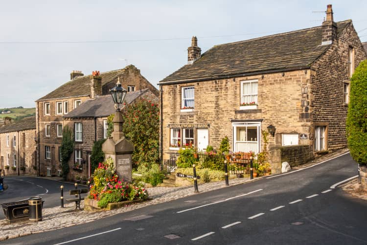 House sale oldham